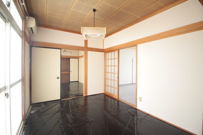 物件内観写真8　(居室)