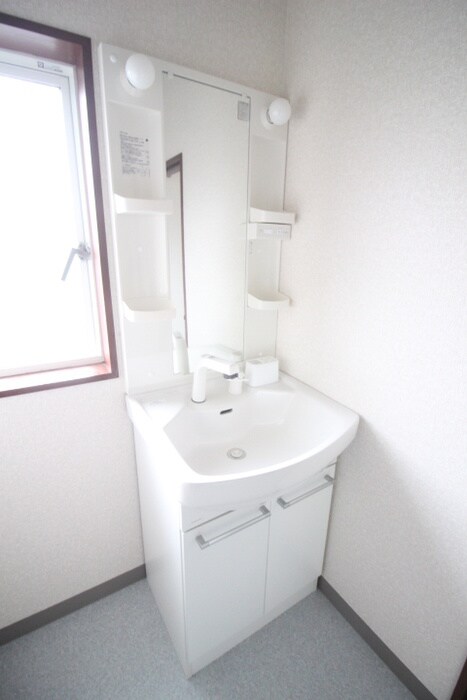 物件内観写真11　(洗面)