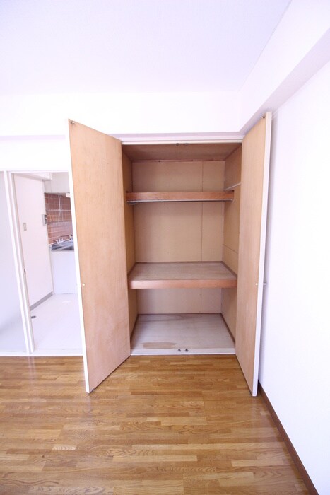 物件内観写真16　(収納)