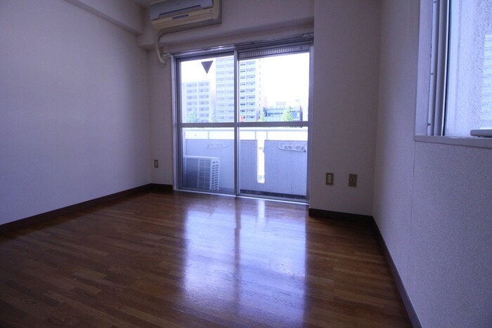 物件内観写真22　(居室)