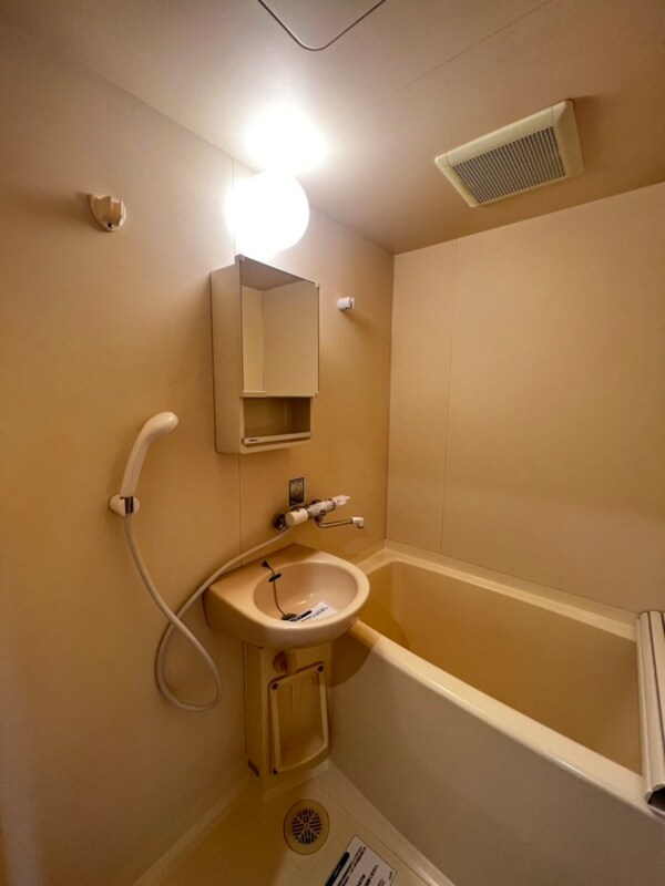 バス／シャワールーム等