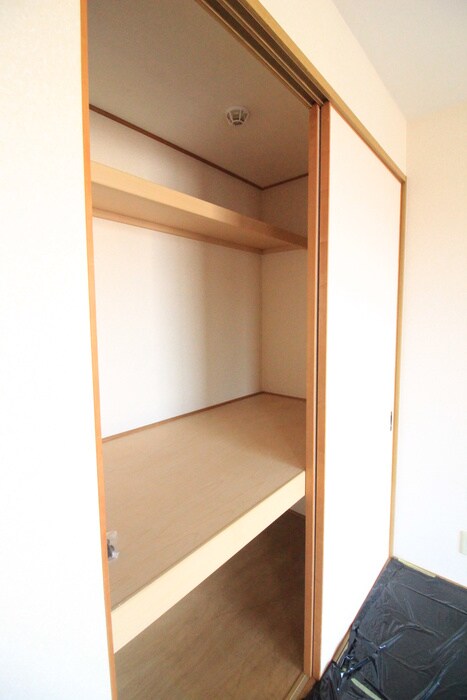 物件内観写真8　(収納)