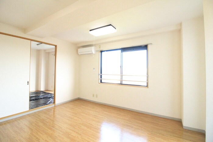 物件内観写真21　(居室)