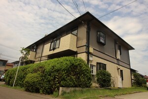 サンビレッジ南富ケ丘Ｊ棟外観写真