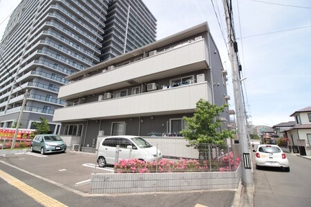 クレスト外観写真