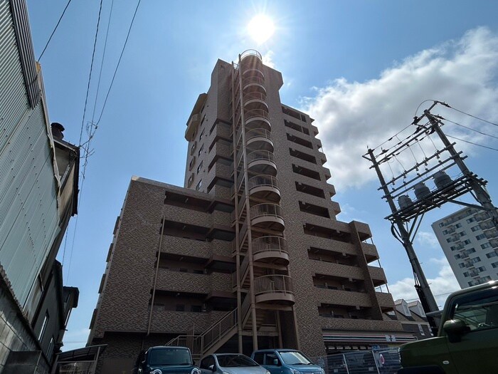 物件外観写真6　(外観写真)