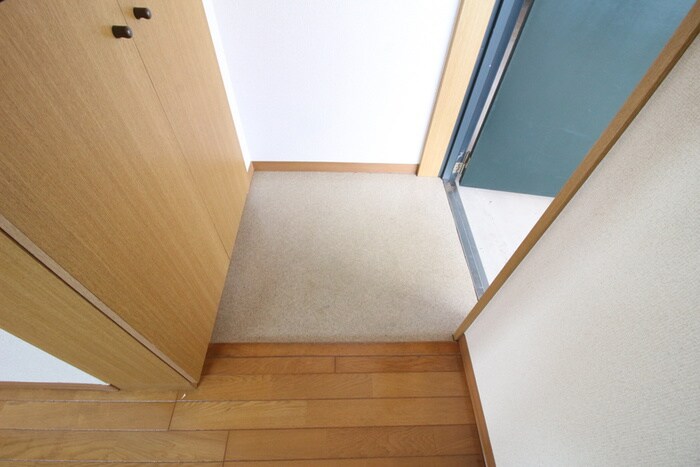 物件内観写真17　(玄関)