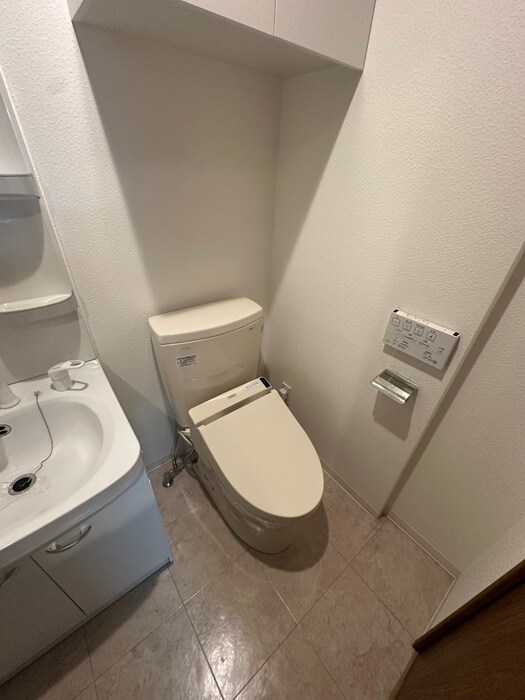 物件内観写真15　(トイレ)