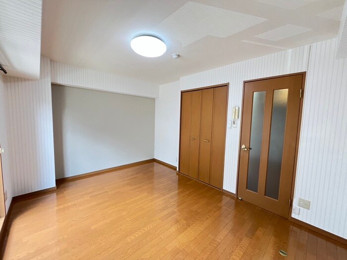 物件内観写真10　(居室)