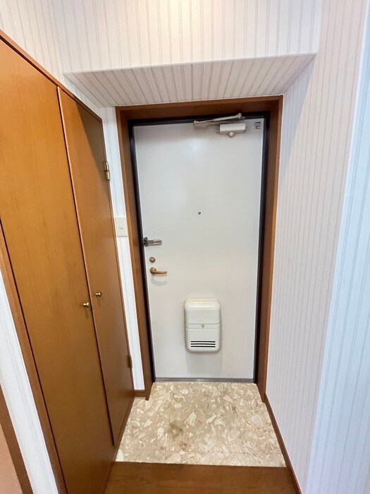 物件内観写真20　(玄関)