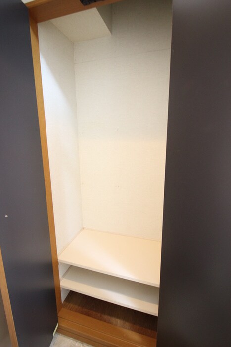 物件内観写真21　(収納)