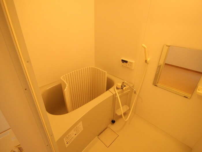 物件内観写真12　(バス／シャワールーム等)