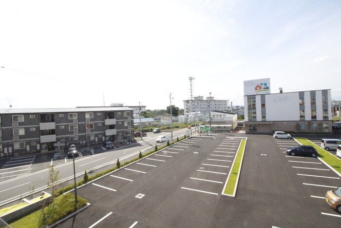 物件内観写真22　(室内からの展望)