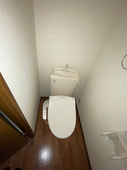 物件内観写真13　(トイレ)