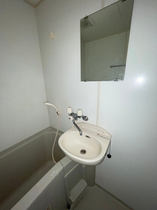 物件内観写真15　(洗面)