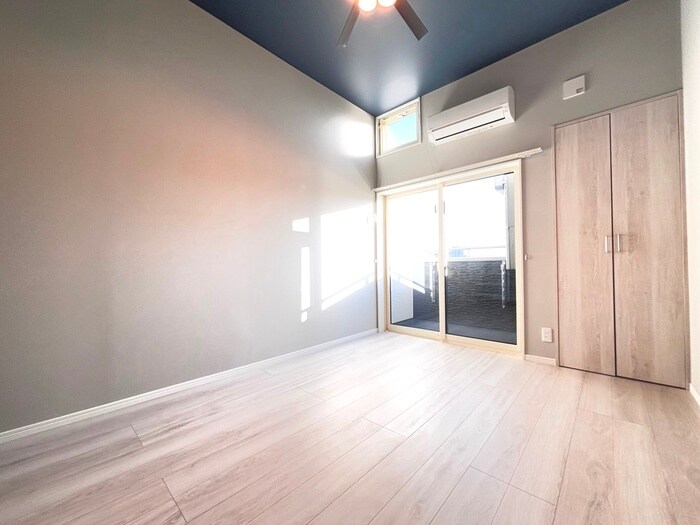 物件内観写真2　(居室)