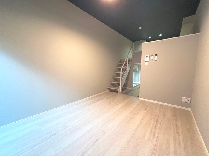 物件内観写真3　(居室)