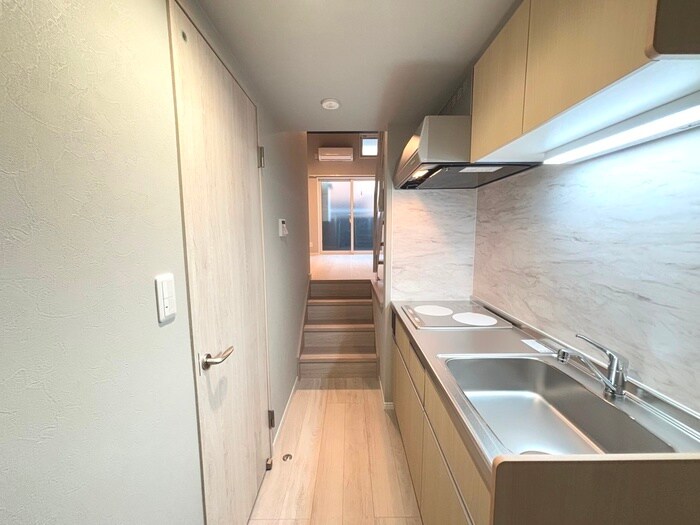 物件内観写真14　(廊下)