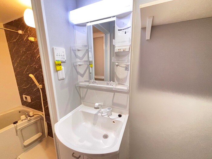 物件内観写真13　(洗面)