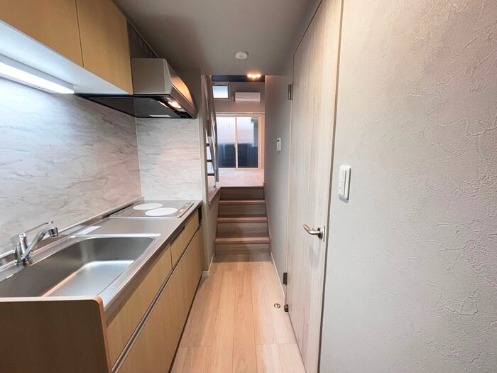 物件内観写真19　(廊下)