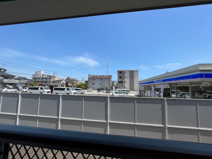 物件内観写真22　(室内からの展望)