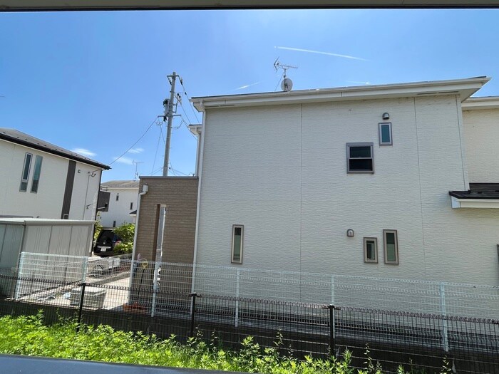 物件内観写真22　(室内からの展望)