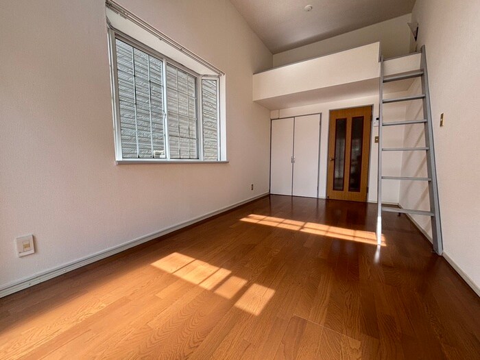 物件内観写真8　(居室)
