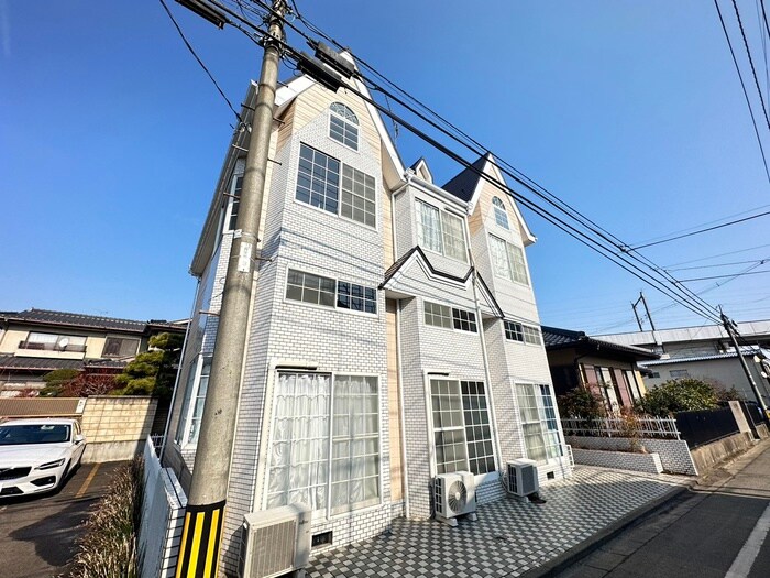 物件外観写真3　(外観写真)