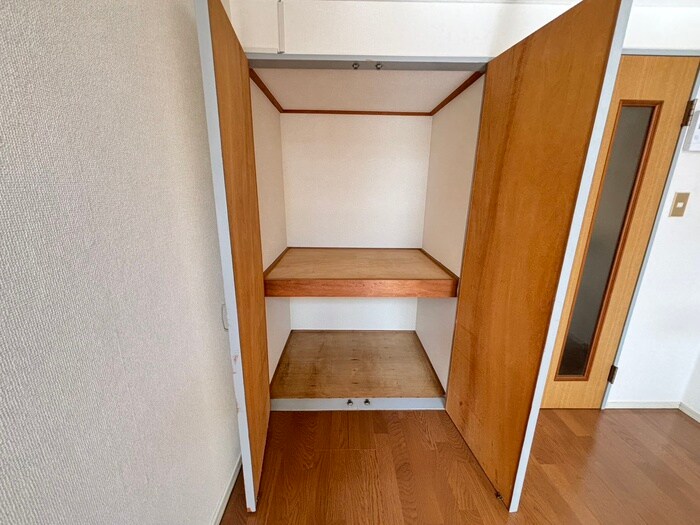 物件内観写真11　(収納)