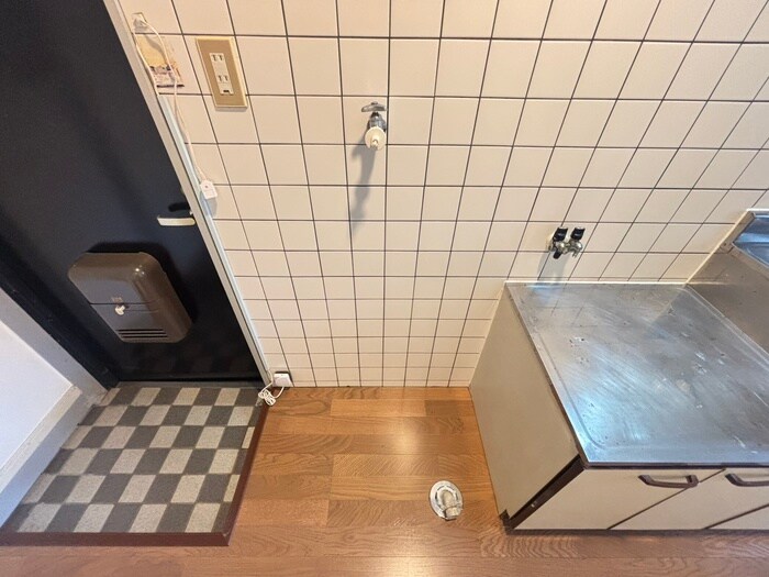 物件内観写真14　(洗濯機置場)