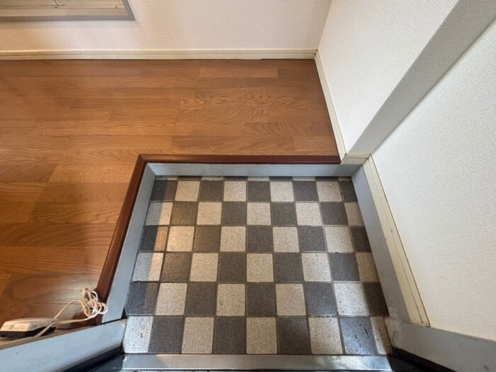 物件内観写真22　(玄関)