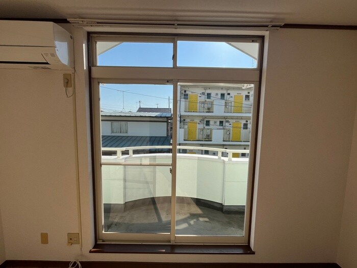 物件内観写真8　(居室)