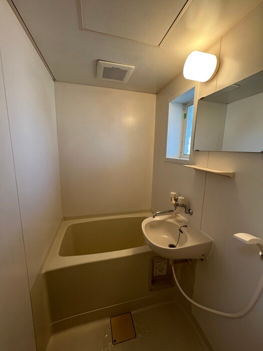 物件内観写真13　(バス／シャワールーム等)