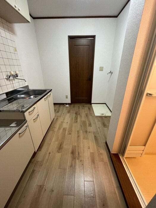 物件内観写真22　(廊下)