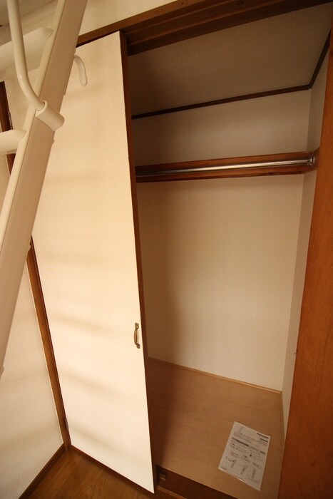 物件内観写真12　(収納)