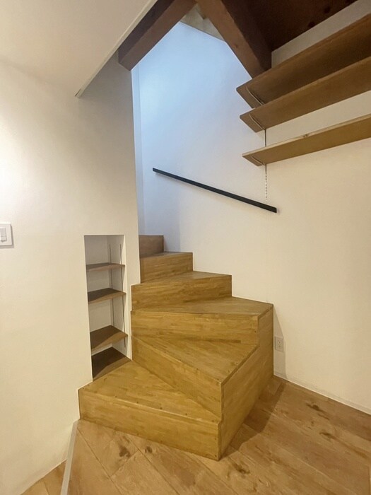 物件内観写真16　(廊下)