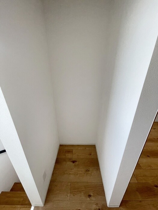 物件内観写真22　(収納)