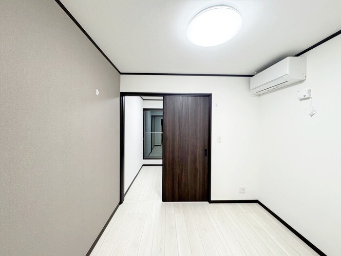 物件内観写真5　(居室)