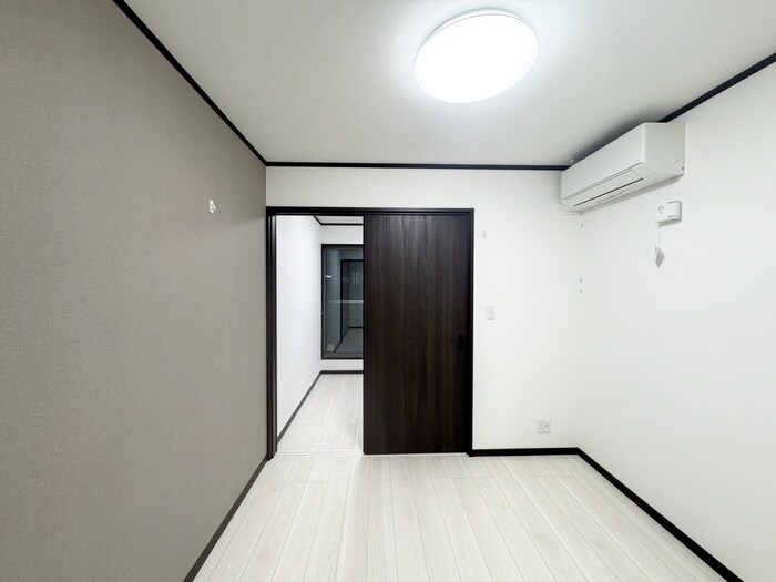 物件内観写真5　(居室)