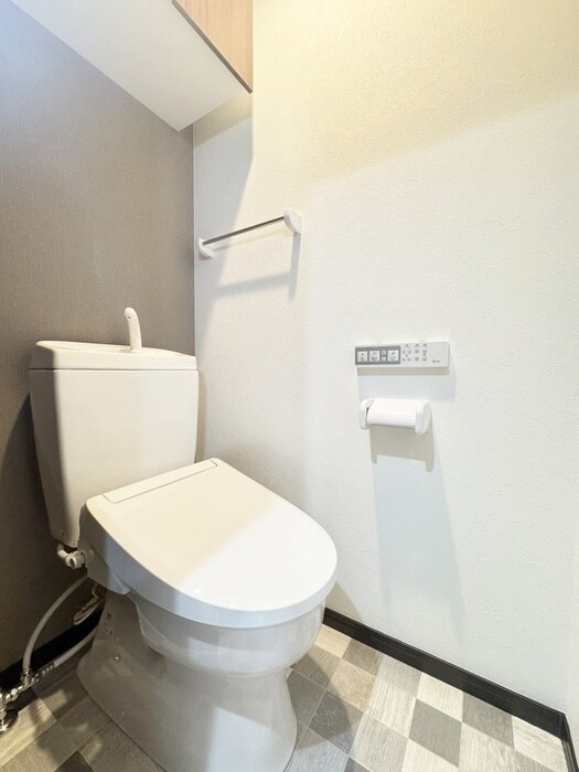 物件内観写真9　(トイレ)