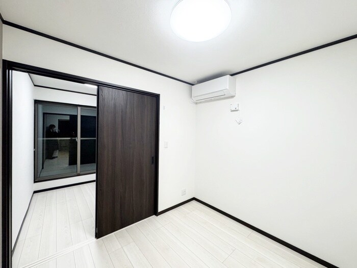 物件内観写真17　(居室)