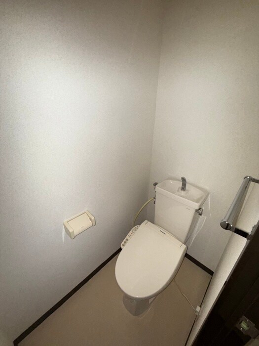 物件内観写真11　(トイレ)