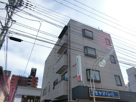 ｺｰﾎﾟ下山２外観写真