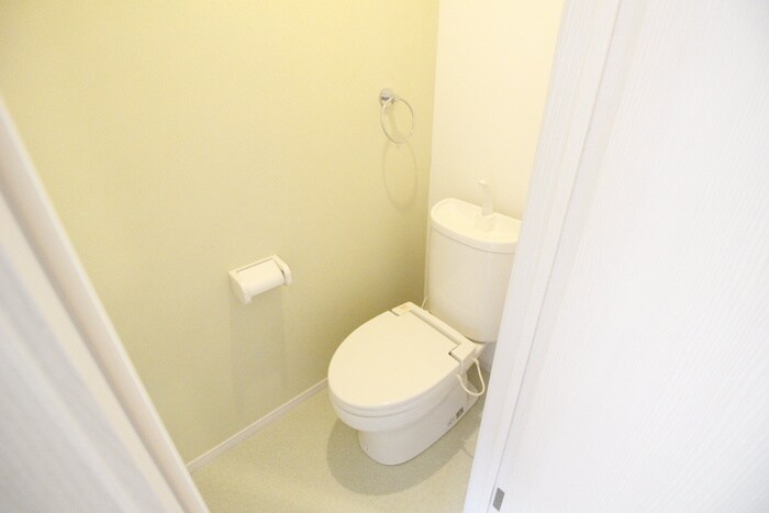 物件内観写真13　(トイレ)