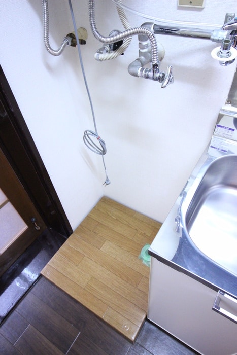 物件内観写真17　(洗濯機置場)