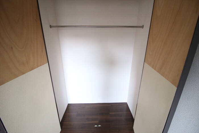 物件内観写真9　(収納)