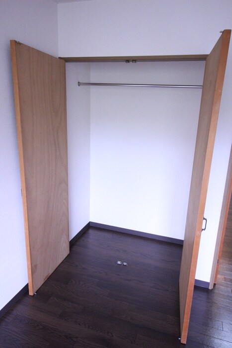 物件内観写真16　(収納)