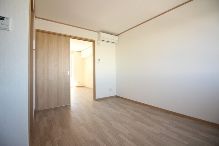 物件内観写真17　(居室)