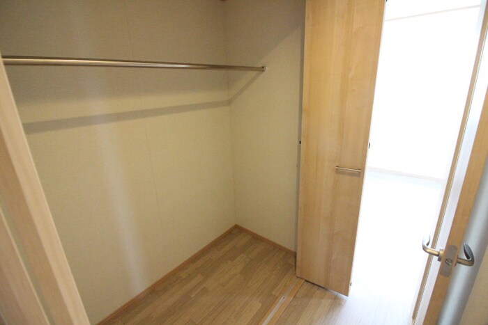 物件内観写真22　(収納)