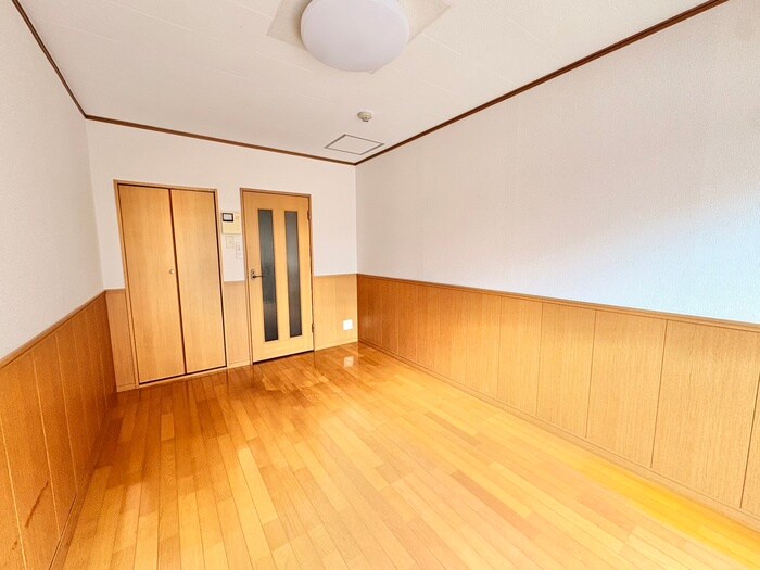 物件内観写真10　(居室)